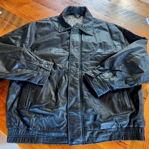 Men's Vintage Leather Bomber Jacket